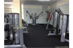 400 Kings Point Dr, Sunny Isles Beach, FL 33160, Sold 11/22/21