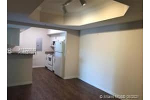 215 SW 117th Terrace, Pembroke Pines, FL 33025, Sold 06/11/21