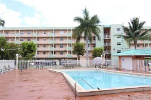 1655 W 44th Pl, Hialeah, FL 33012, Sold 01/25/22