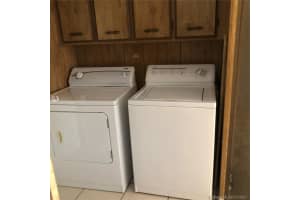 21661 S Heritage Cir, Pembroke Pines, FL 33029, Sold 11/01/21