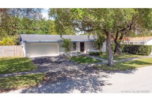 2660 SW 119th Ct, Miami, FL 33175, Sold 08/09/21