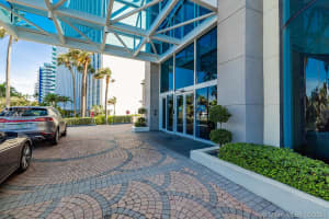 5025 Collins Ave, Miami Beach, FL 33140, Sold 08/06/21