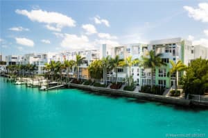 97 N Shore Dr, Miami Beach, FL 33141, Sold 08/26/21