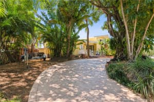 420 SW 18th Ave, Fort Lauderdale, FL 33312, Sold 07/01/21