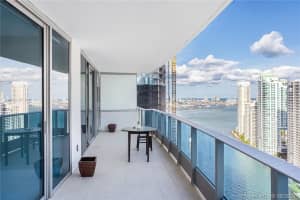 200 Biscayne Blvd Way, Miami, FL 33131, Sold 03/23/22