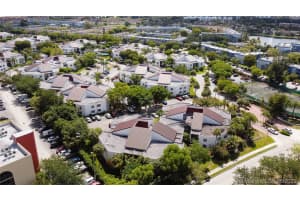 9403 Fontainebleau Blvd, Miami, FL 33172, Sold 08/31/21