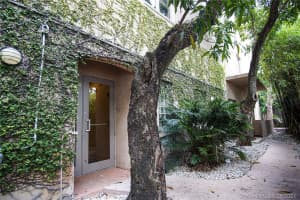 2630 SW 28th St, Coral Gables, FL 33133, Sold 08/04/21