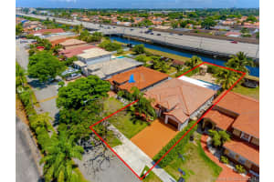 9256 SW Grand Canal Dr, Miami, FL 33174, Sold 06/08/21