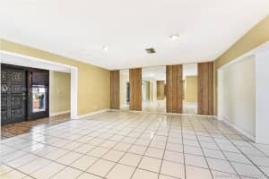 6736 Ixora Dr, Miramar, FL 33023, Sold 11/19/21