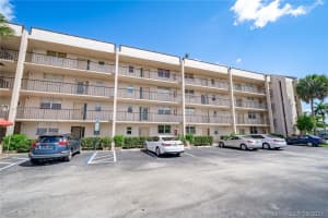 2541 Aragon Blvd, Sunrise, FL 33322, Sold 06/08/21