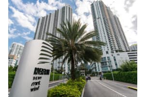 350 S Miami Ave, Miami, FL 33130, Sold 12/16/21