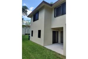 6178 Laurel Ln, Tamarac, FL 33319, Sold 11/09/21