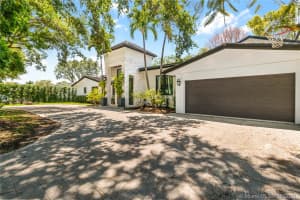 7630 SW 52nd Ct, Miami, FL 33143, Sold 08/16/21