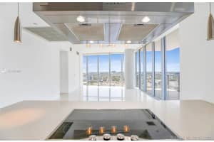 1100 Biscayne Blvd, Miami, FL 33132, Sold 07/02/21