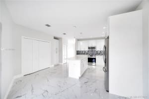 25280 SW 131st Ct, Homestead, FL 33032, Sold 08/30/21