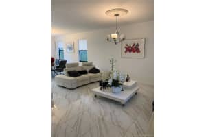 9795 NW 10 Terrace, Miami, FL 33172, Sold 08/02/21