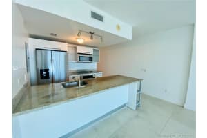 185 SW 7th St 12th floor, Miami, FL 33130, Sold 08/16/21