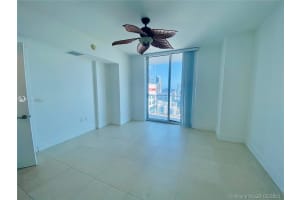 185 SW 7th St 12th floor, Miami, FL 33130, Sold 08/16/21