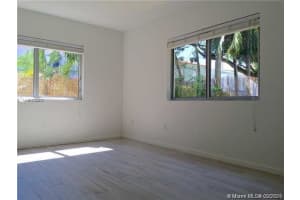 820 15th St, Miami Beach, FL 33139, Sold 04/19/22