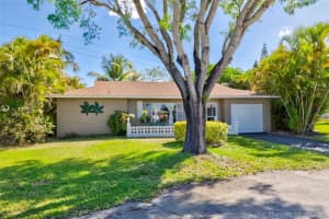 8904 NW 70th St, Tamarac, FL 33321, Sold 06/24/21