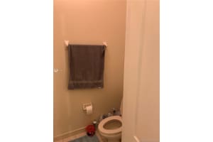 1054 NE 30th Ave, Homestead, FL 33033, Sold 10/05/21