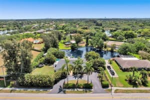 4010 S Hiatus Rd, Davie, FL 33330, Sold 06/28/21