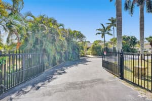 4010 S Hiatus Rd, Davie, FL 33330, Sold 06/28/21