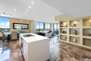 1330 West Ave PH 5, Miami Beach, FL 33139, Sold 01/10/22