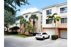 8205 Myrtlewood Cir W, Palm Beach Gardens, FL 33418, Sold 06/30/21