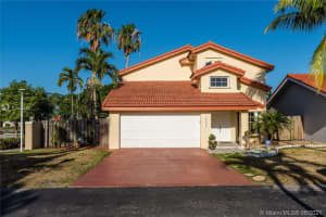 18845 NW 82nd Ct, Hialeah, FL 33015, Sold 06/30/21
