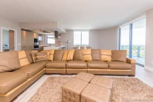 17111 Biscayne Blvd, North Miami Beach, FL 33160, Sold 06/01/22