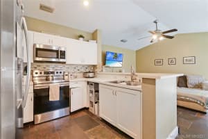 10191 SW 9th Ln, Pembroke Pines, FL 33025, Sold 06/17/21