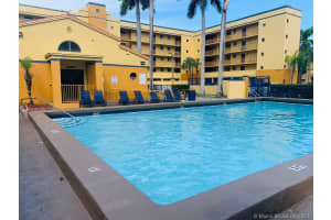 16202 SW 82nd St, Miami, FL 33193, Sold 11/16/21