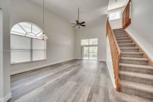9625 NW 8th Cir, Plantation, FL 33324, Sold 10/06/21
