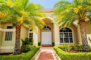 14839 SW 39th St, Davie, FL 33331, Sold 01/31/22