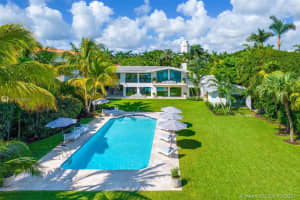 34 E Star Island Dr, Miami Beach, FL 33139, Sold 01/07/22