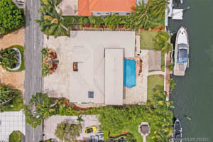 649 Hibiscus Dr, Hallandale Beach, FL 33009, Sold 07/30/21