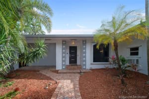 11530 NE 22nd Dr, North Miami, FL 33181, Sold 07/08/21