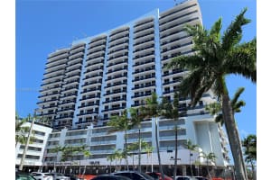 7901 Hispanola Ave, North Bay Village, FL 33141, Sold 12/03/21