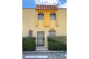 11 Olive Dr, Hialeah, FL 33010, Sold 09/28/21