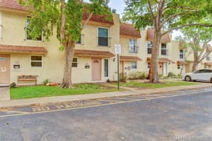 569 N Pine Island Rd, Plantation, FL 33324, Sold 06/14/21