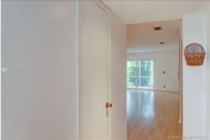 569 N Pine Island Rd, Plantation, FL 33324, Sold 06/14/21