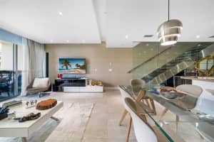 2950 NE 188th St, Miami, FL 33180, Sold 03/09/22
