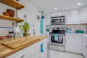 800 West Ave, Miami Beach, FL 33139, Sold 07/07/21
