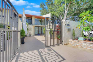 10401 SW 80th St, Miami, FL 33173, Sold 07/22/21