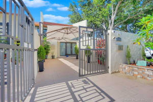 10401 SW 80th St, Miami, FL 33173, Sold 07/22/21