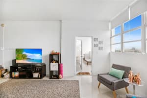 800 West Ave, Miami Beach, FL 33139, Sold 04/04/22
