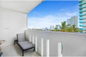 800 West Ave, Miami Beach, FL 33139, Sold 04/04/22