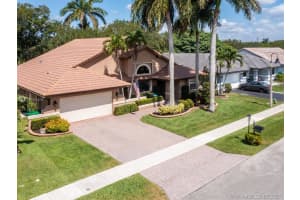 1931 W Oak Knoll Cir, Davie, FL 33324, Sold 06/30/21