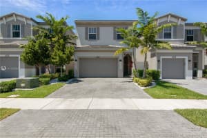 4541 NW 48th Terrace, Tamarac, FL 33319, Sold 06/21/21